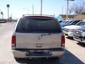 Cadillac Escalade 2002 photo 3