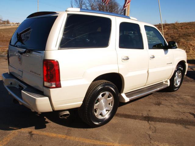 Cadillac Escalade 2002 photo 2