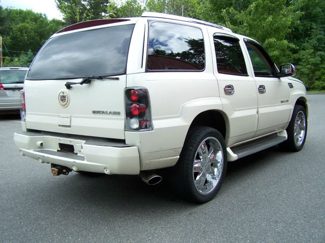 Cadillac Escalade 2002 photo 1