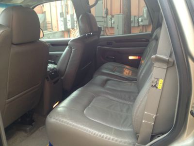 Cadillac Escalade 2002 photo 23