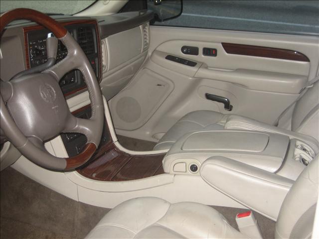 Cadillac Escalade 2002 photo 3