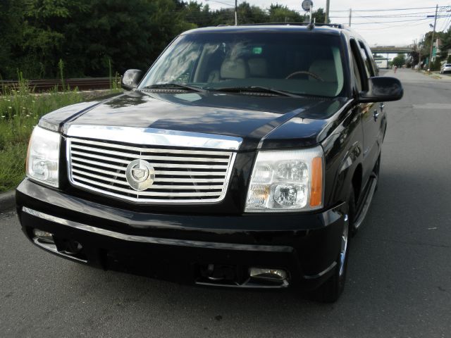 Cadillac Escalade 2002 photo 2