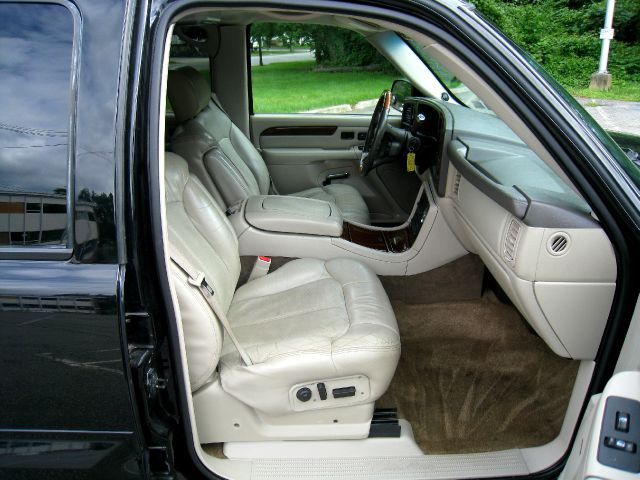 Cadillac Escalade 2002 photo 5