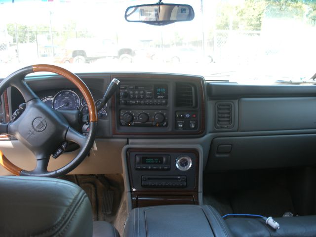 Cadillac Escalade 2002 photo 4