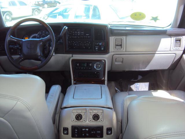 Cadillac Escalade 2002 photo 4