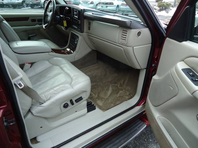 Cadillac Escalade 2002 photo 3