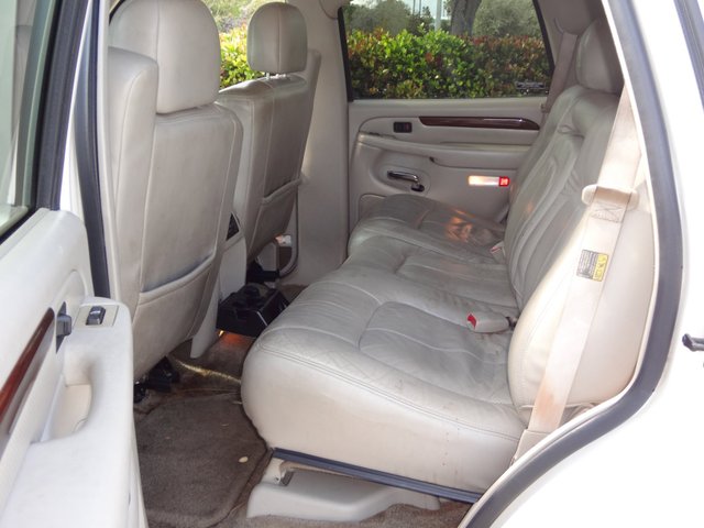 Cadillac Escalade 2002 photo 3