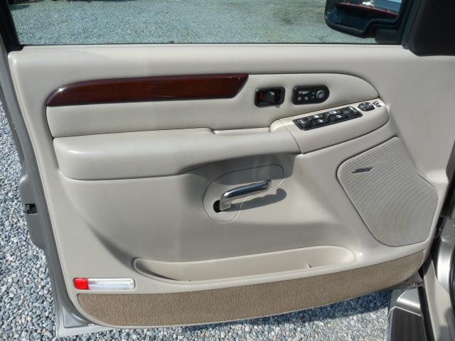 Cadillac Escalade 2002 photo 3