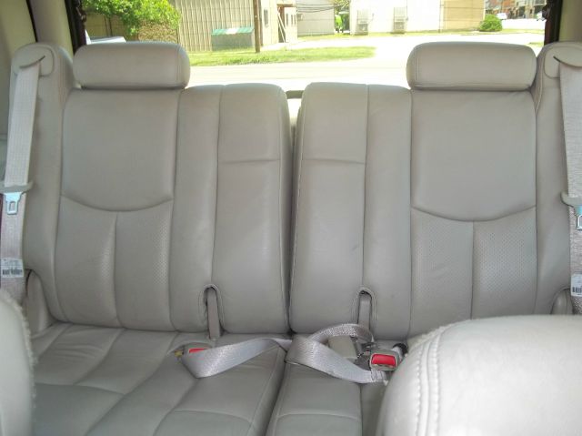 Cadillac Escalade 2003 photo 6