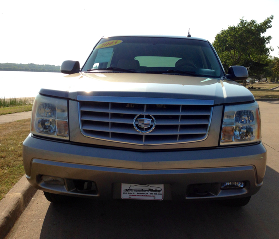 Cadillac Escalade 2003 photo 3