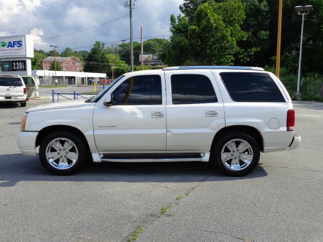 Cadillac Escalade 2003 photo 2