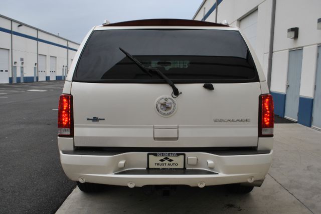 Cadillac Escalade 2003 photo 1