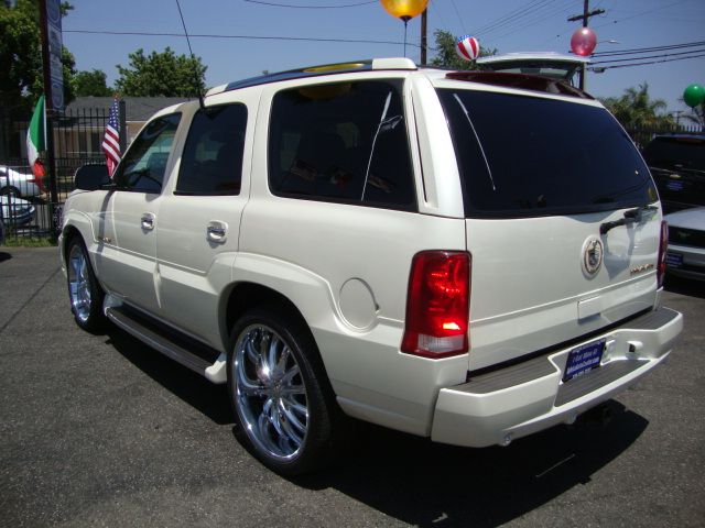 Cadillac Escalade 2003 photo 1