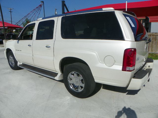 Cadillac Escalade 2003 photo 2