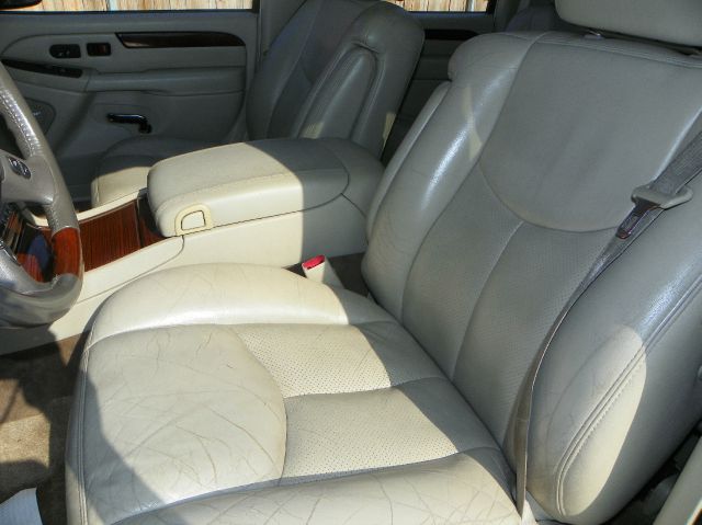 Cadillac Escalade 2003 photo 3