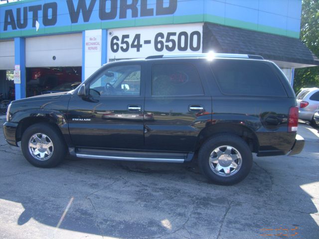 Cadillac Escalade 2003 photo 3