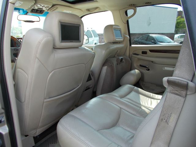 Cadillac Escalade 2003 photo 7