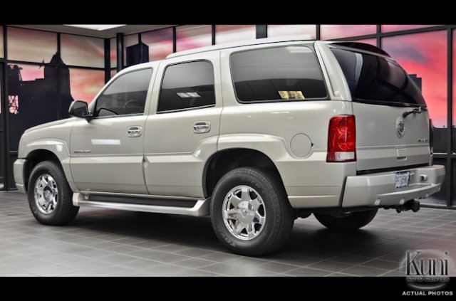 Cadillac Escalade 2004 photo 3