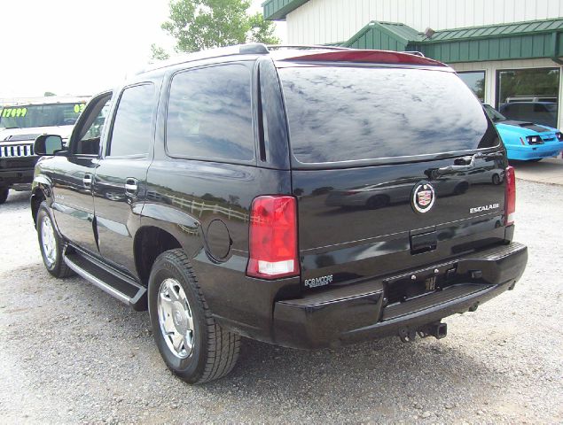 Cadillac Escalade 2004 photo 3