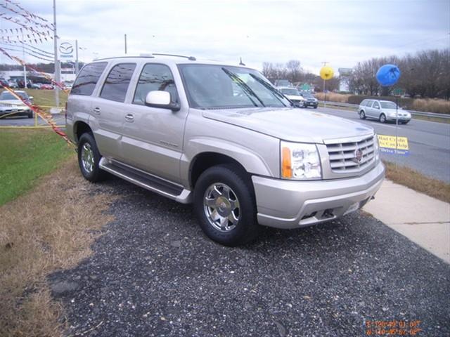 Cadillac Escalade 2004 photo 2