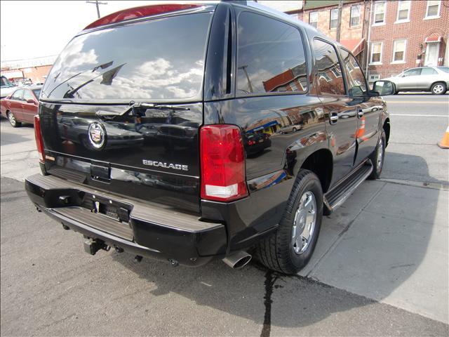 Cadillac Escalade 2004 photo 2