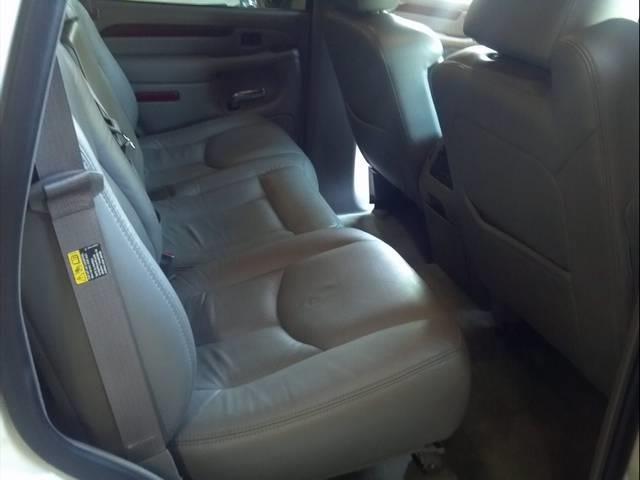 Cadillac Escalade 2004 photo 1