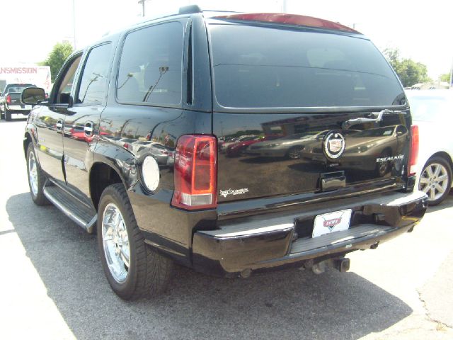 Cadillac Escalade 2004 photo 3