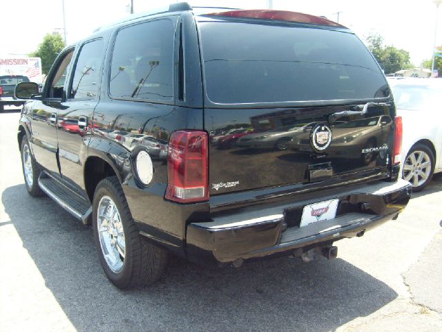 Cadillac Escalade 2004 photo 4