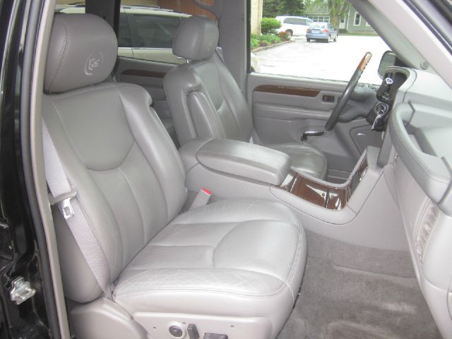 Cadillac Escalade 2004 photo 8