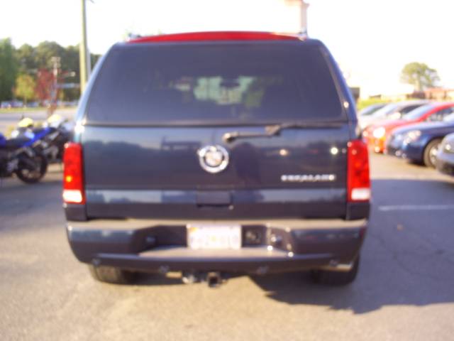 Cadillac Escalade 2004 photo 3