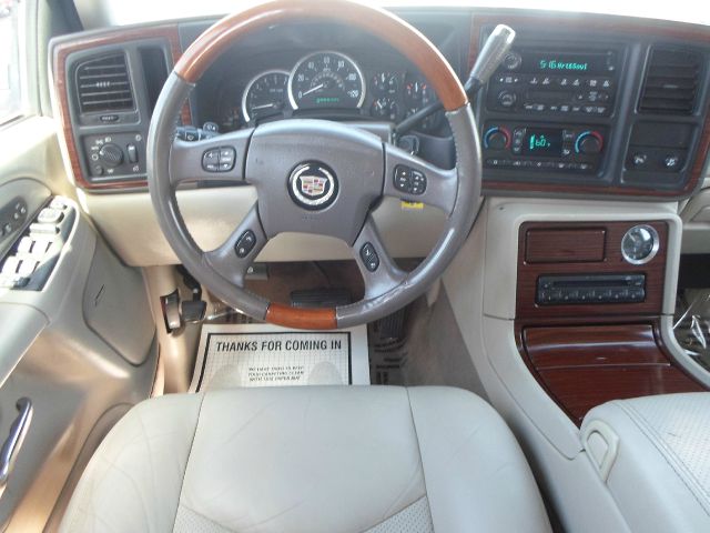 Cadillac Escalade 2004 photo 6