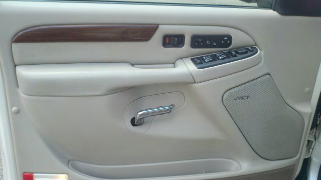 Cadillac Escalade 2004 photo 10