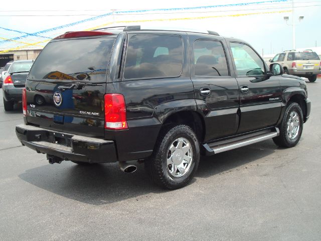 Cadillac Escalade 2004 photo 3