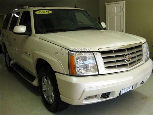 Cadillac Escalade 2004 photo 2