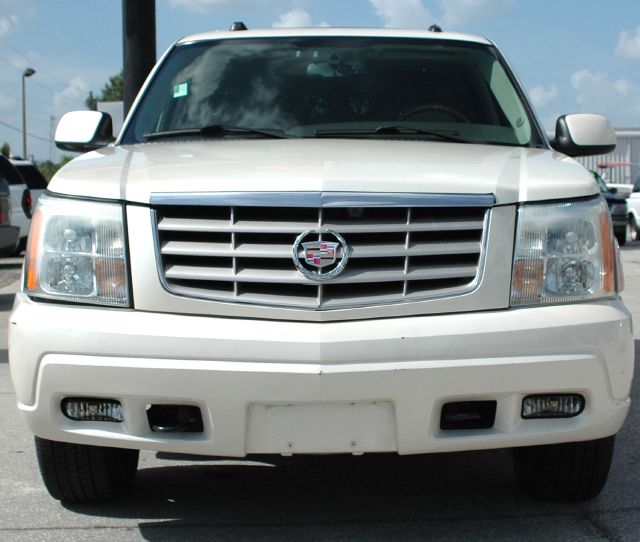 Cadillac Escalade 2004 photo 2