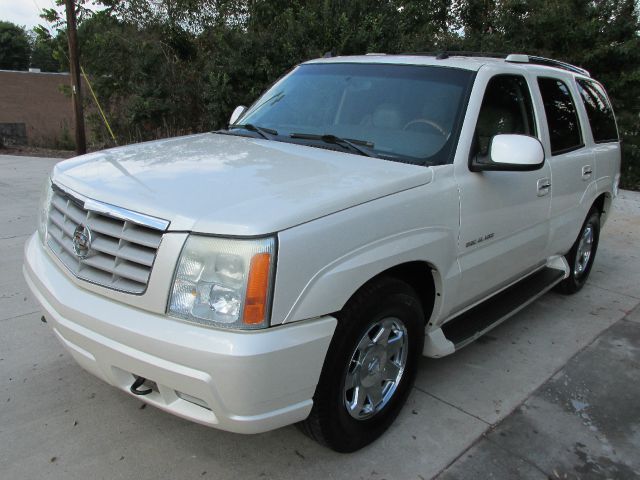 Cadillac Escalade 2004 photo 2