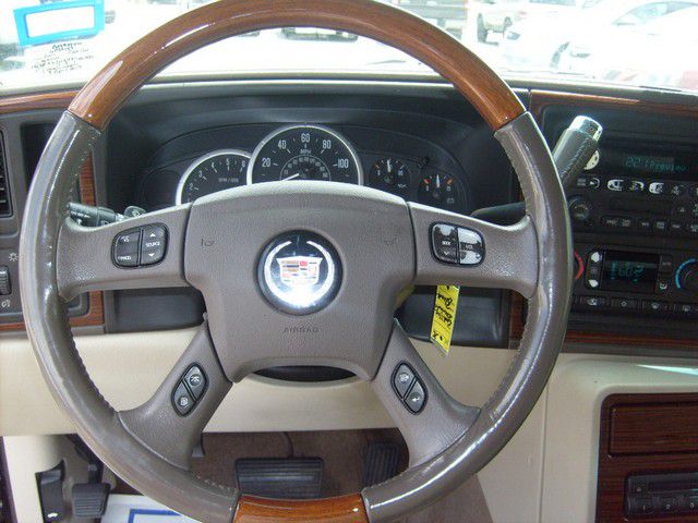 Cadillac Escalade 2004 photo 10