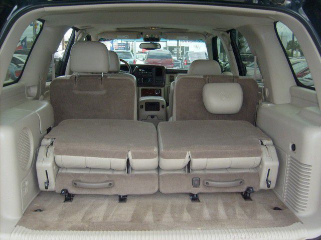 Cadillac Escalade 2004 photo 14