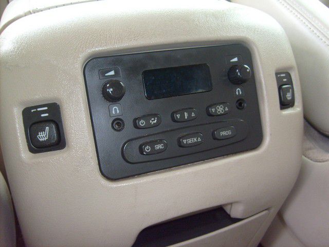 Cadillac Escalade 2004 photo 16