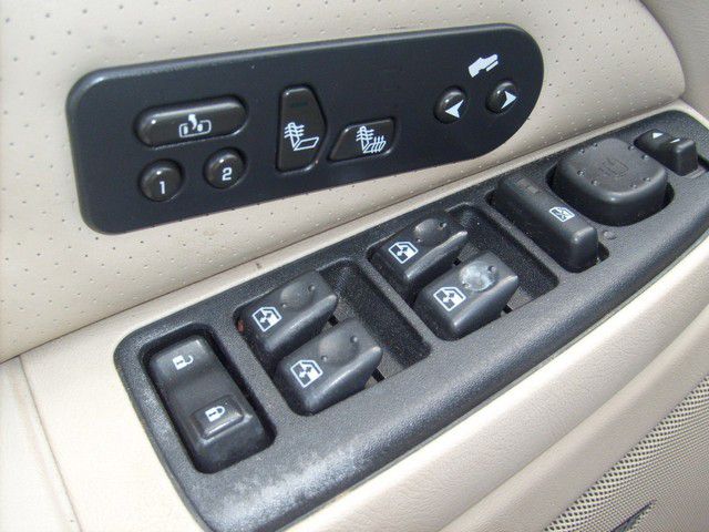 Cadillac Escalade 2004 photo 26