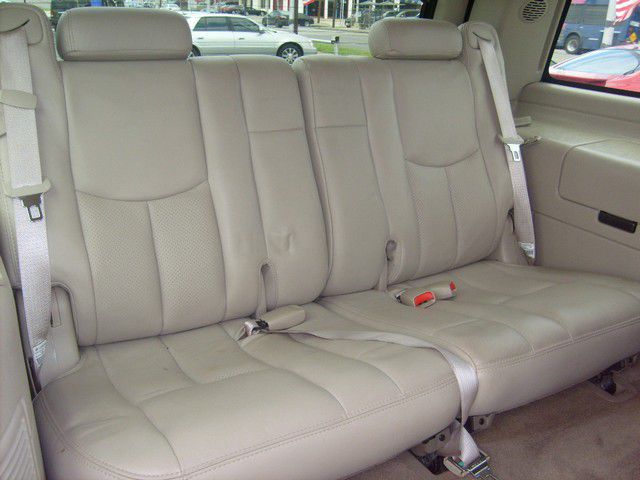 Cadillac Escalade 2004 photo 3