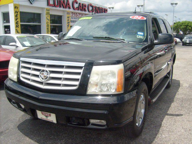 Cadillac Escalade 2004 photo 35