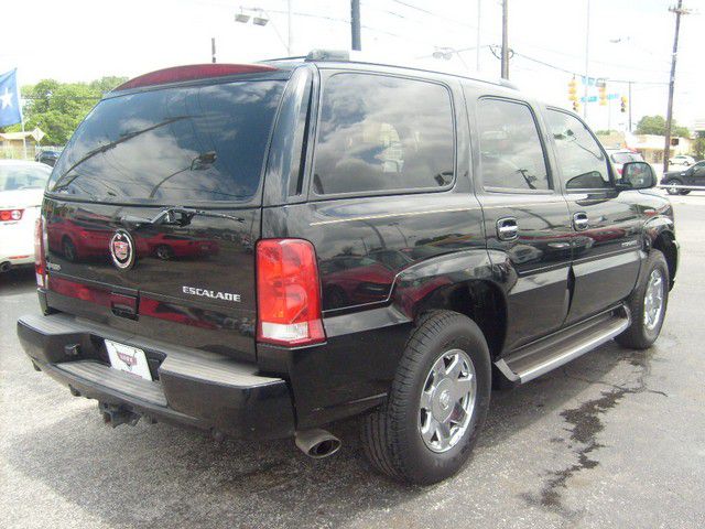 Cadillac Escalade 2004 photo 37