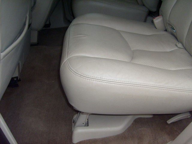 Cadillac Escalade 2004 photo 46