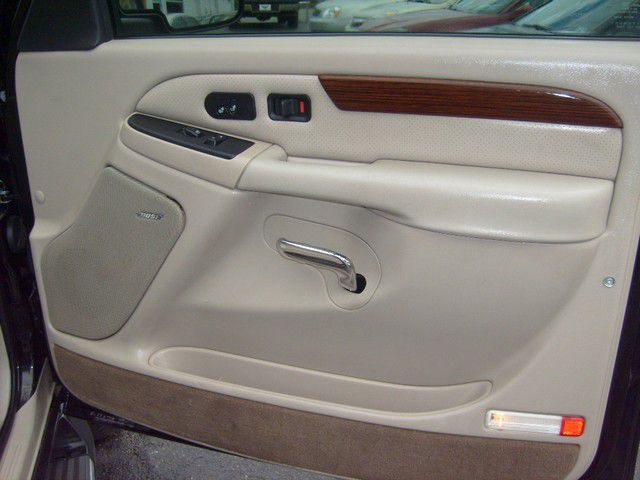 Cadillac Escalade 2004 photo 6