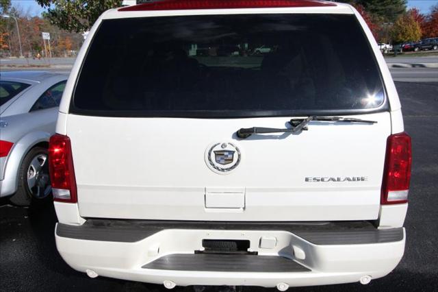 Cadillac Escalade 2004 photo 2