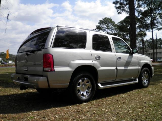 Cadillac Escalade 2004 photo 2