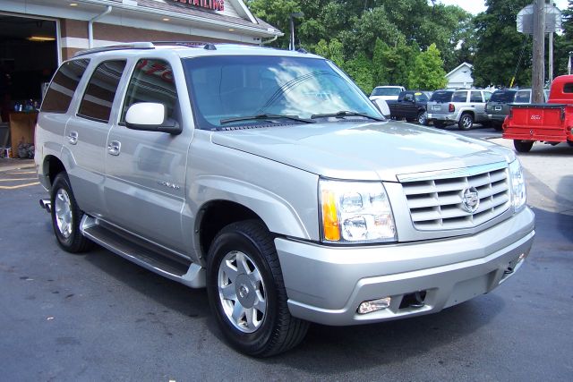 Cadillac Escalade 2004 photo 1