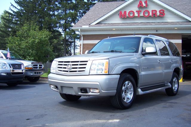 Cadillac Escalade 2004 photo 3