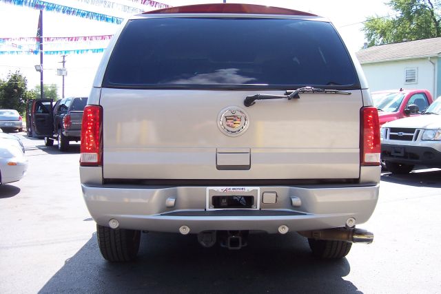 Cadillac Escalade 2004 photo 4